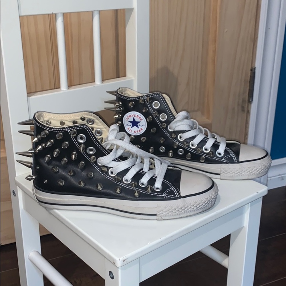 Converse